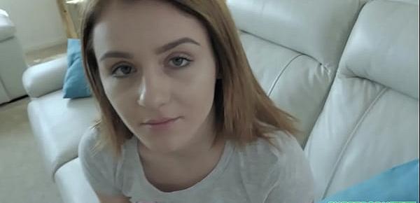  Rosalyn Sphinx Gets Fucked In Taxi Driver Apartment